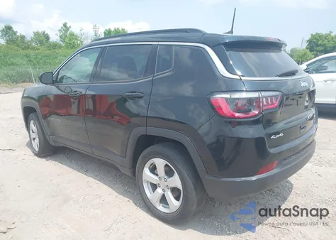 2021 Jeep Compass Latitude 4X4 from USA, damaged, VIN 3C4NJDBB1MT507653
